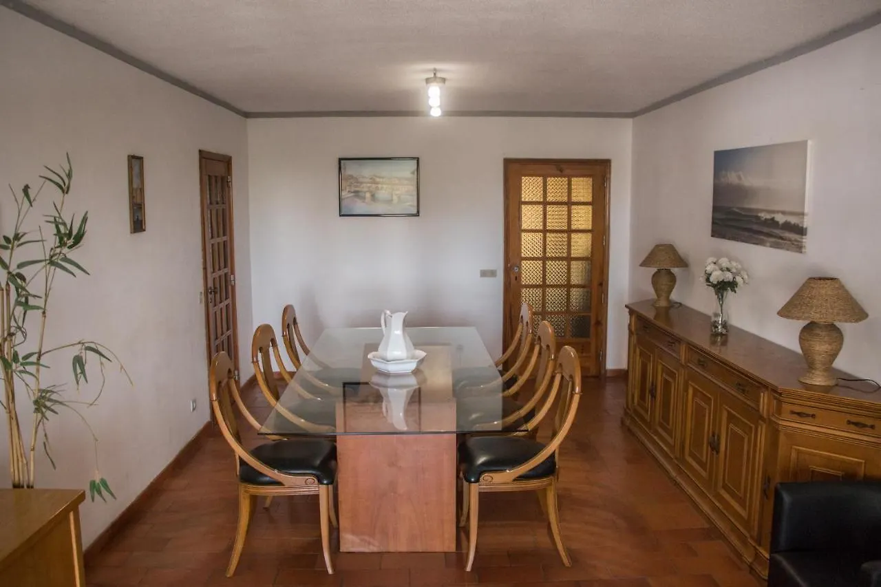 2 Bedroom Apartment In Quarteira With Balcony, Pool And Wi-Fi By Centralgarve