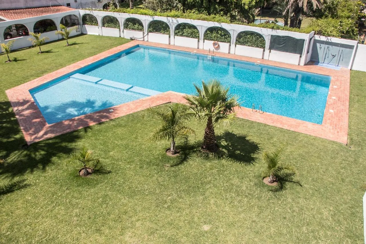 2 Bedroom Apartment In Quarteira With Balcony, Pool And Wi-Fi By Centralgarve Holiday home