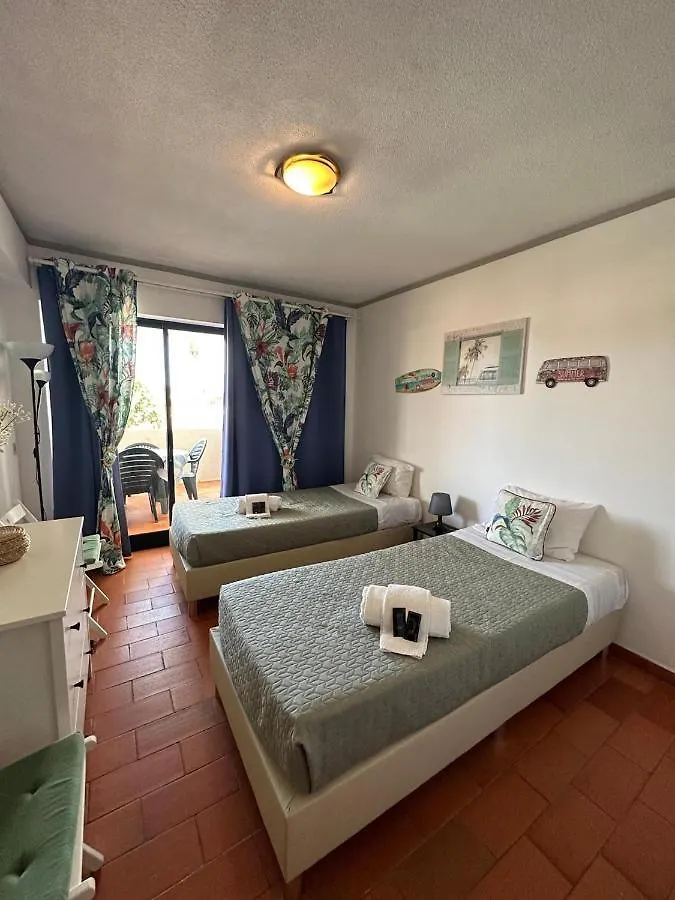 Tatil Evi 2 Bedroom Apartment In Quarteira With Balcony, Pool And Wi-Fi By Centralgarve Portekiz